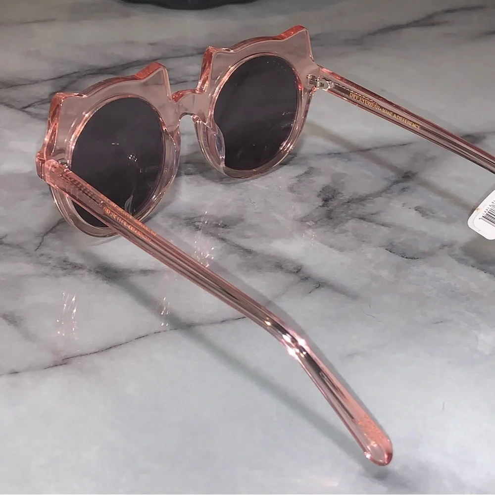 DIFF Eyewear Lucky Cat Kids Sunglasses Rose Crystal Grey Gradient Lenses NWT $85